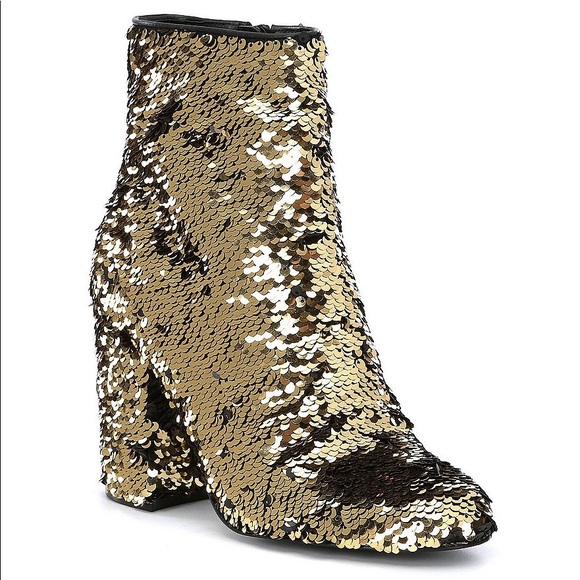 Steve Madden
Women'sMetallicGeorgia-sSequinBooties - Picture 7 of 7